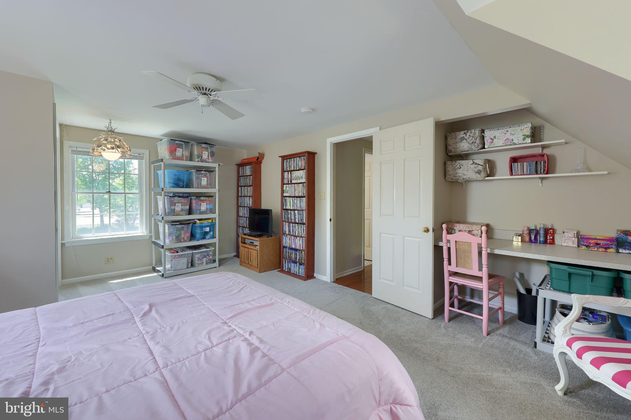 NICHOLSON SQUARE - Residential