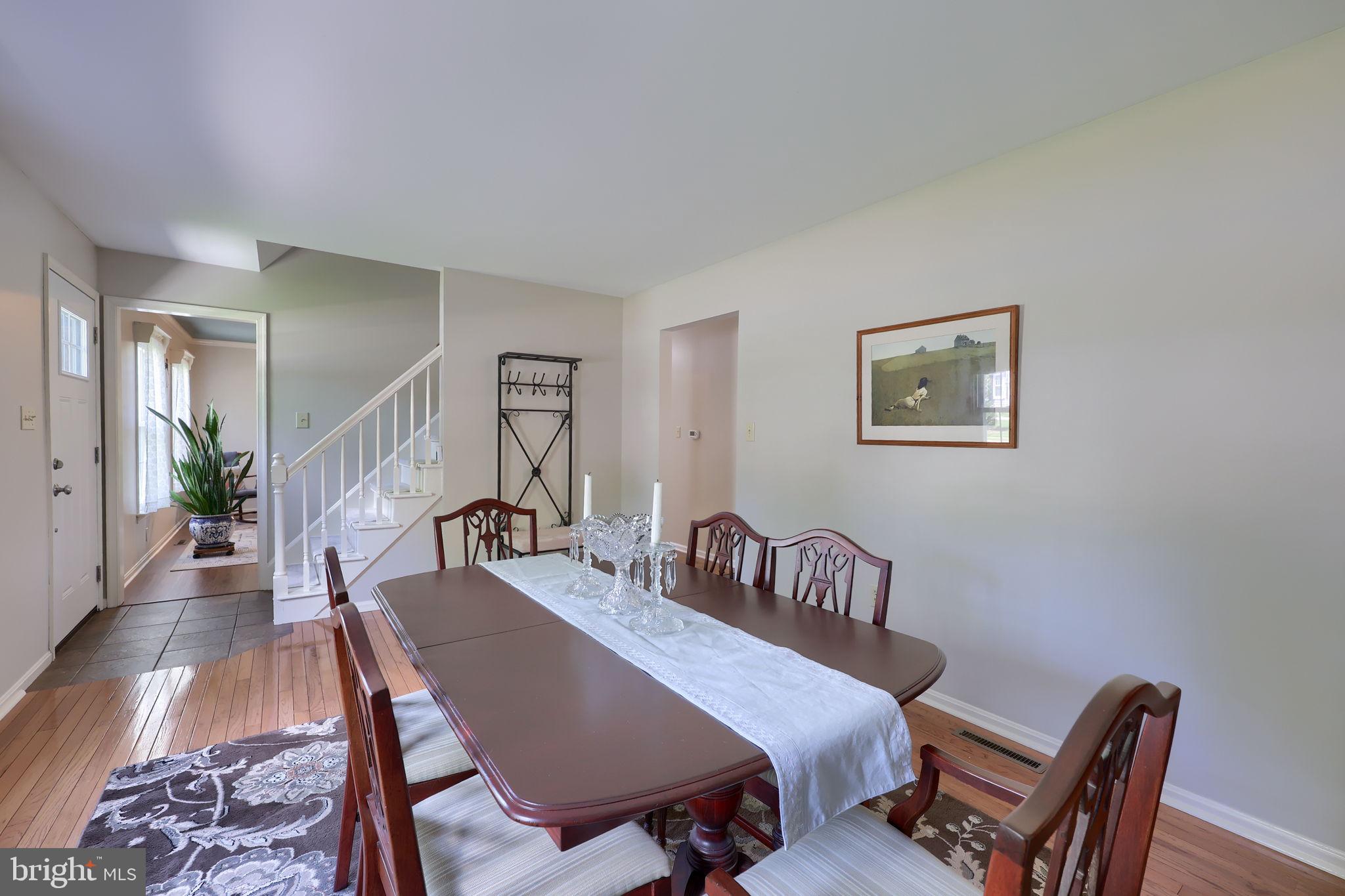 NICHOLSON SQUARE - Residential