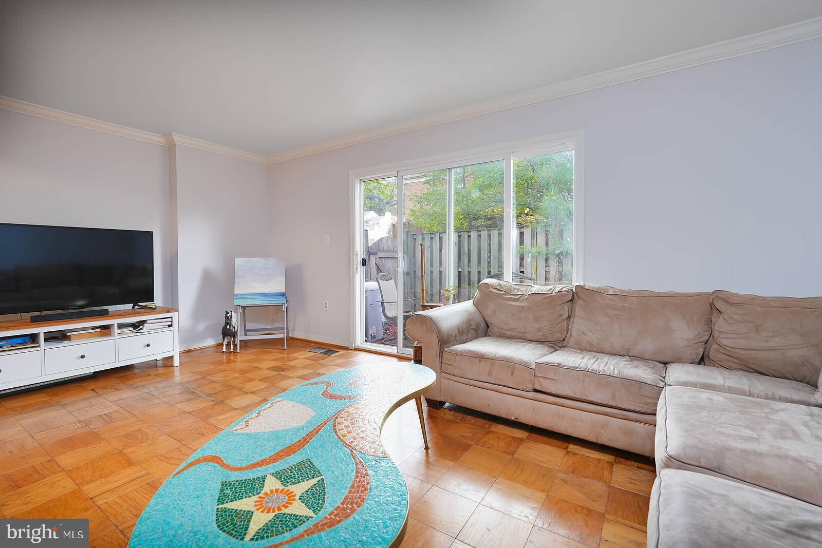 PLYMOUTH WOODS - Residential