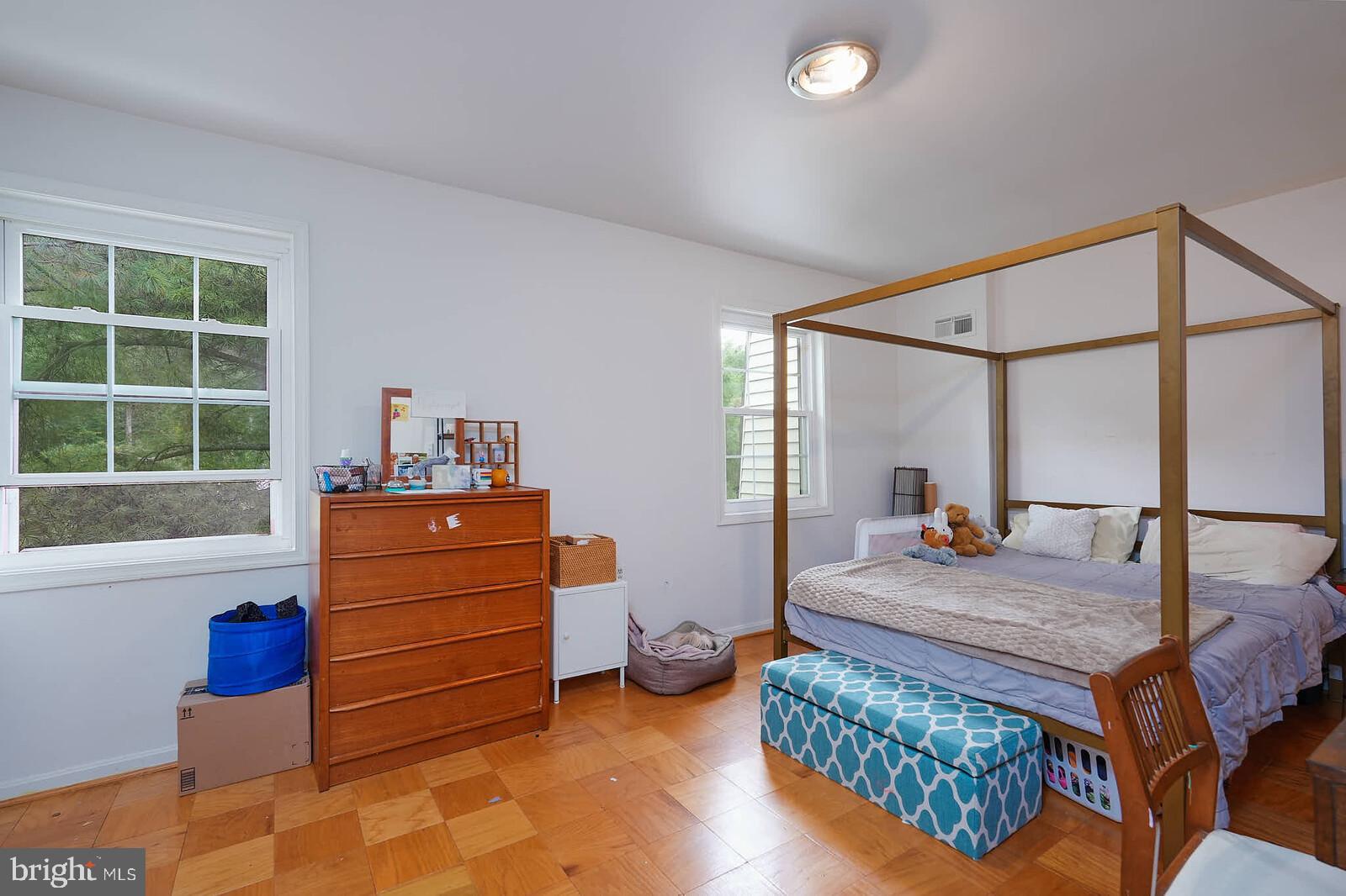 PLYMOUTH WOODS - Residential