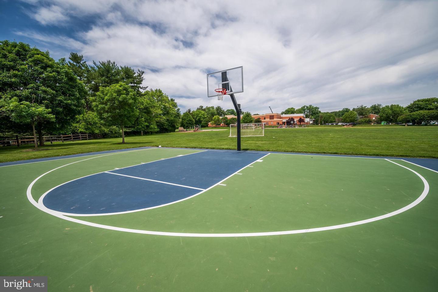 PLYMOUTH WOODS - Residential