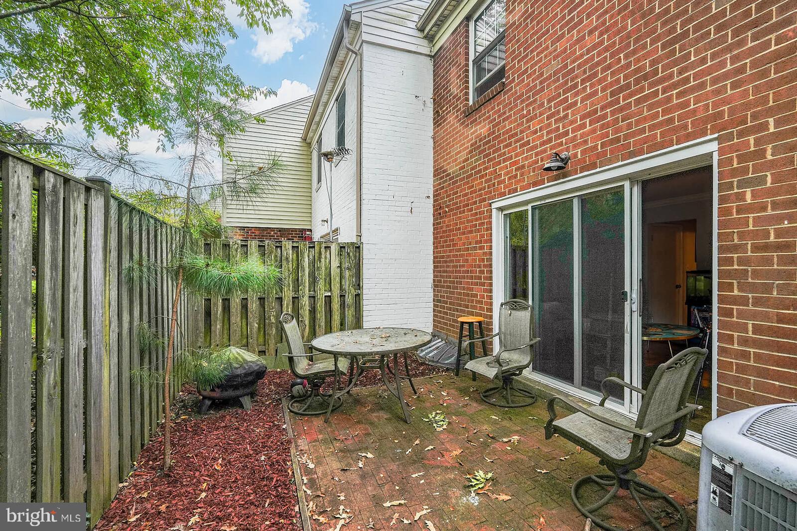 PLYMOUTH WOODS - Residential