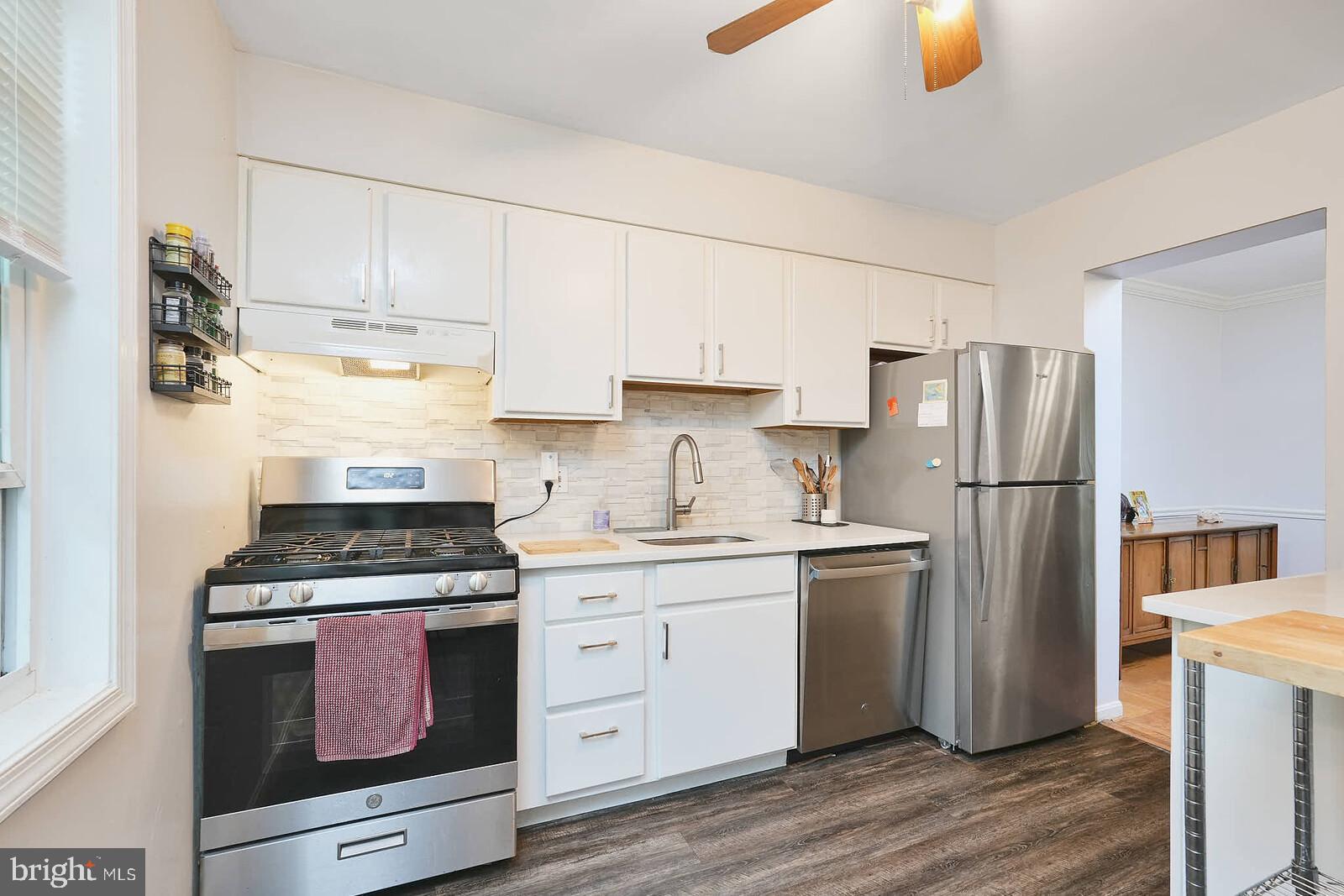 PLYMOUTH WOODS - Residential