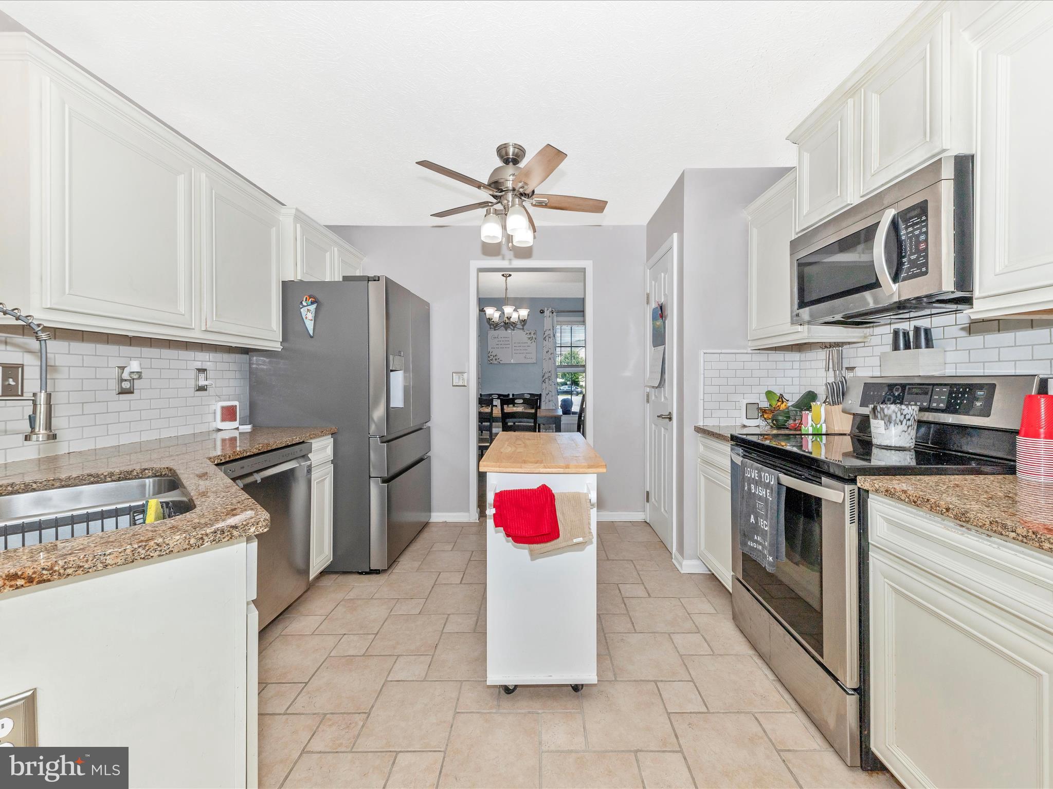 PEBBLE RIDGE - Residential