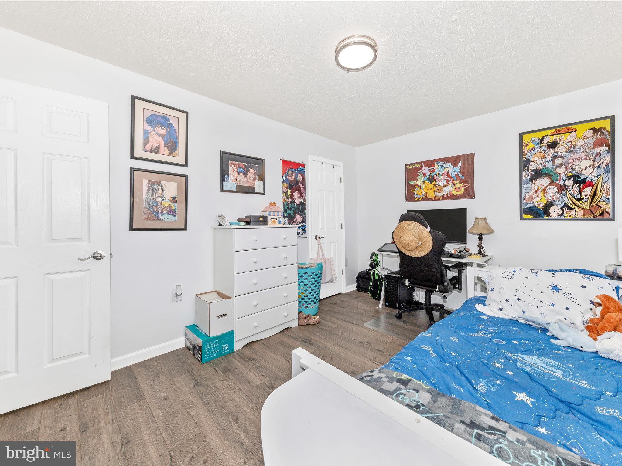 PEBBLE RIDGE - Residential