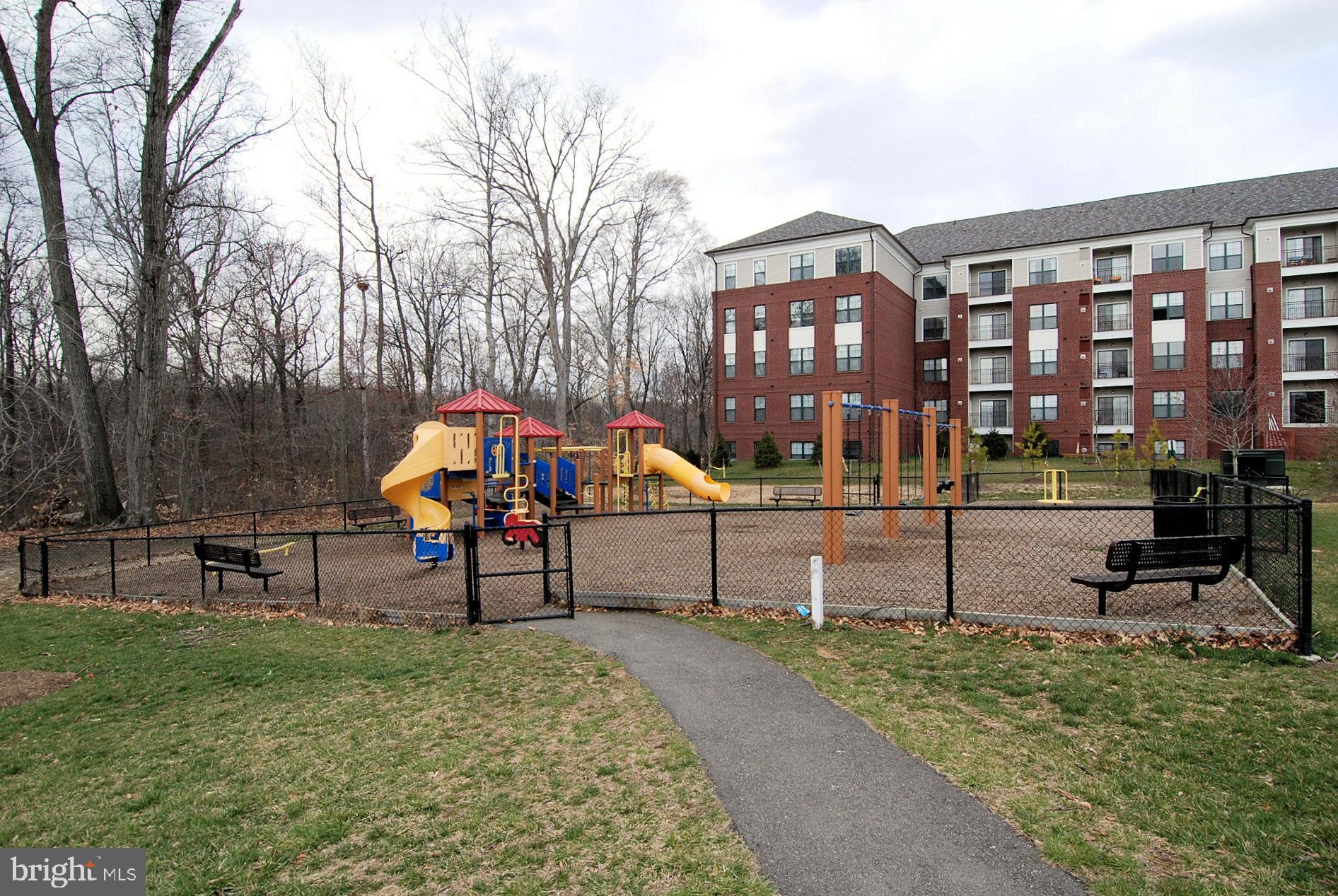 LORTON STATION NORTH CND - Residential Lease