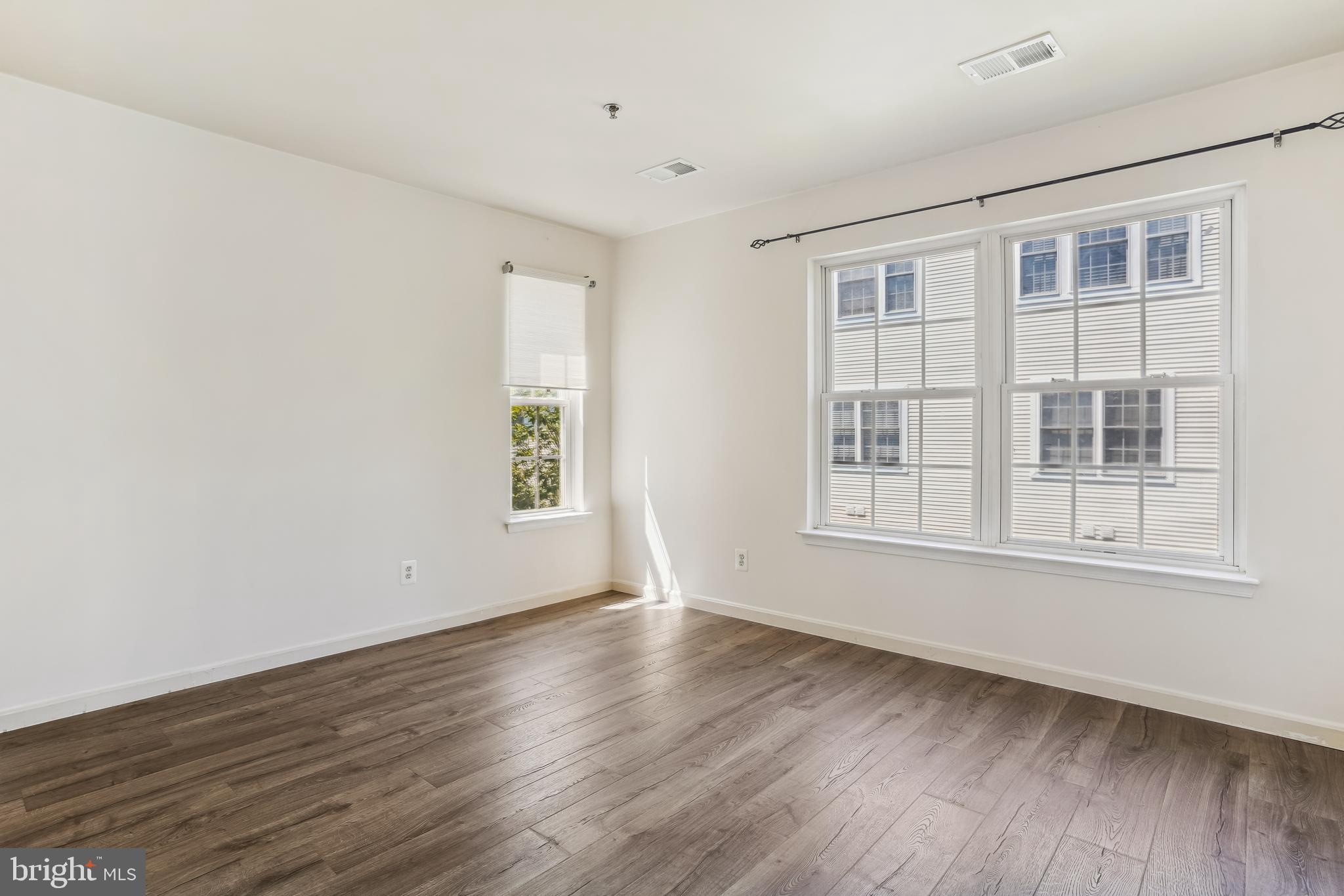 LORTON STATION NORTH CND - Residential Lease