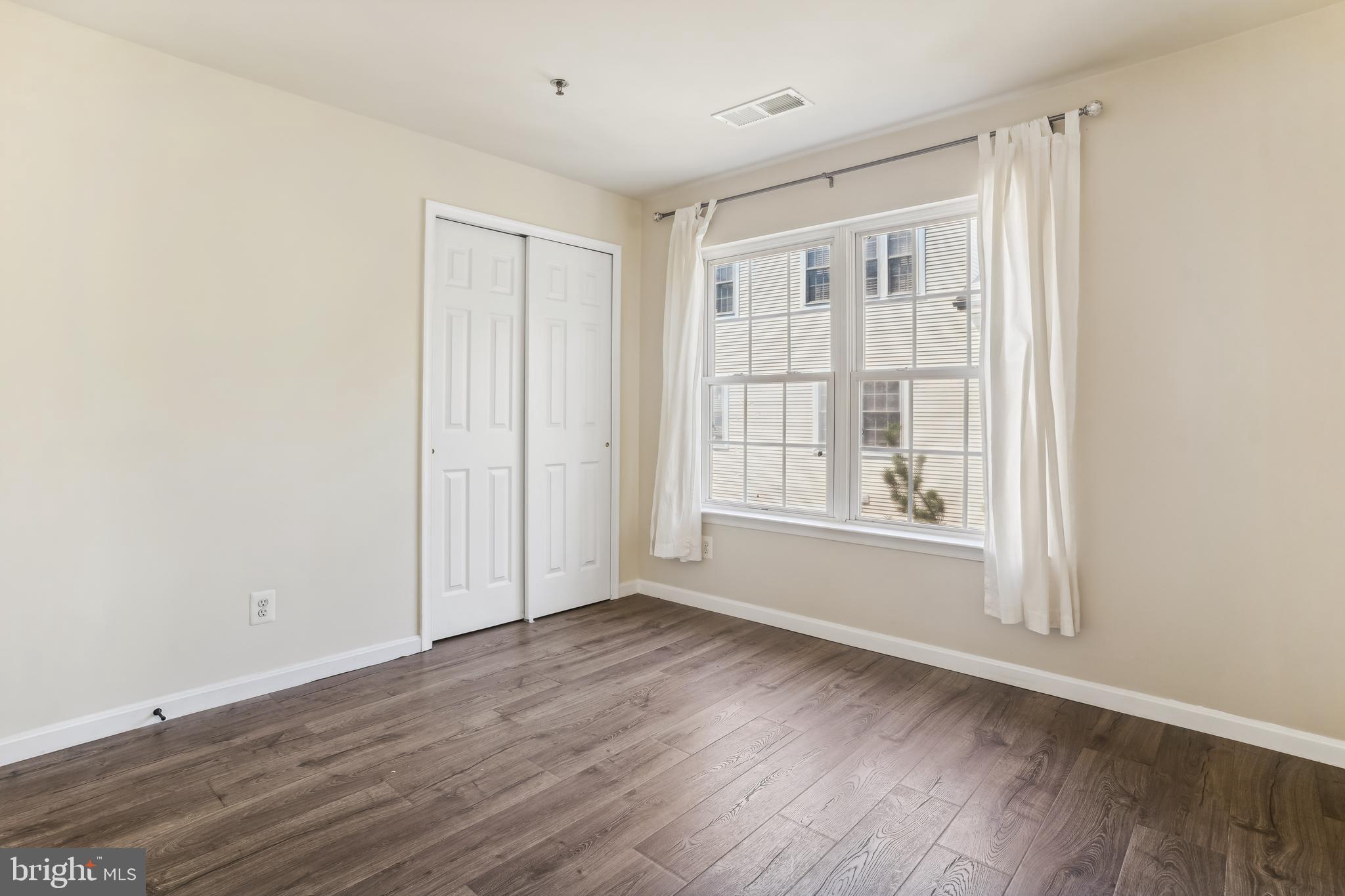 LORTON STATION NORTH CND - Residential Lease