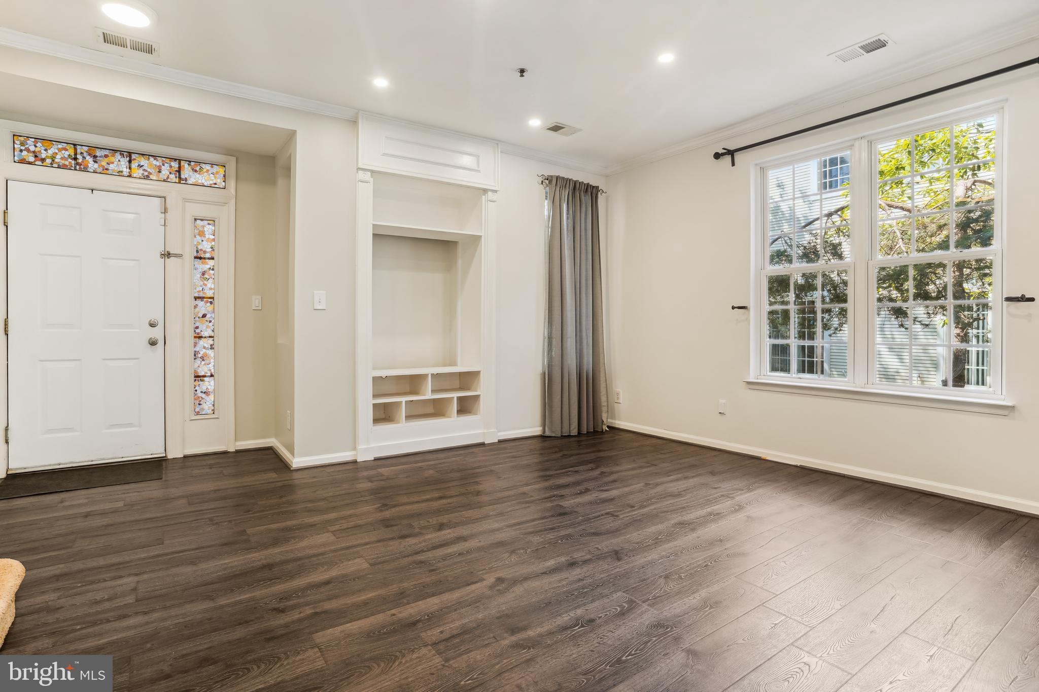 LORTON STATION NORTH CND - Residential Lease