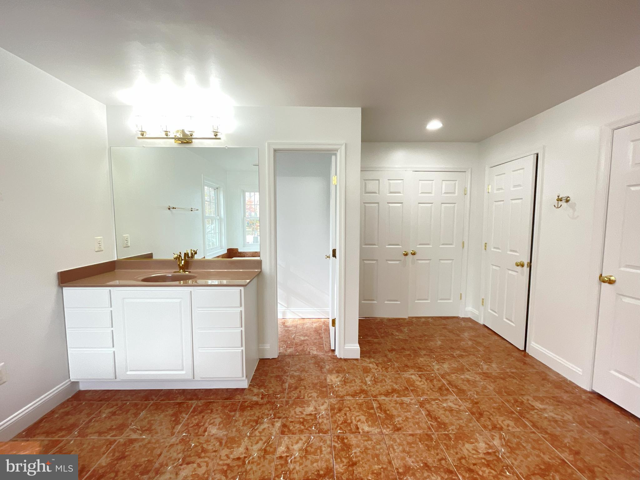 FRANCONIA - Residential