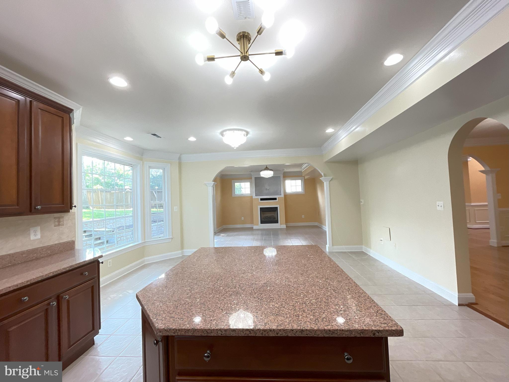 FRANCONIA - Residential