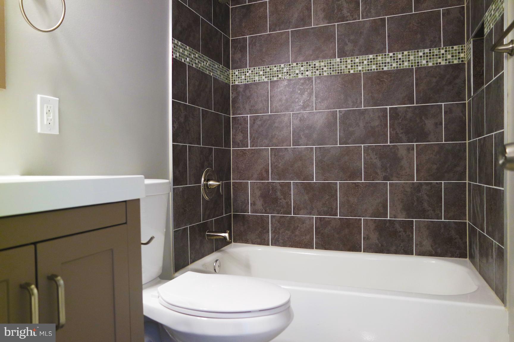 PEPPER MILL VILLAGE - Residential