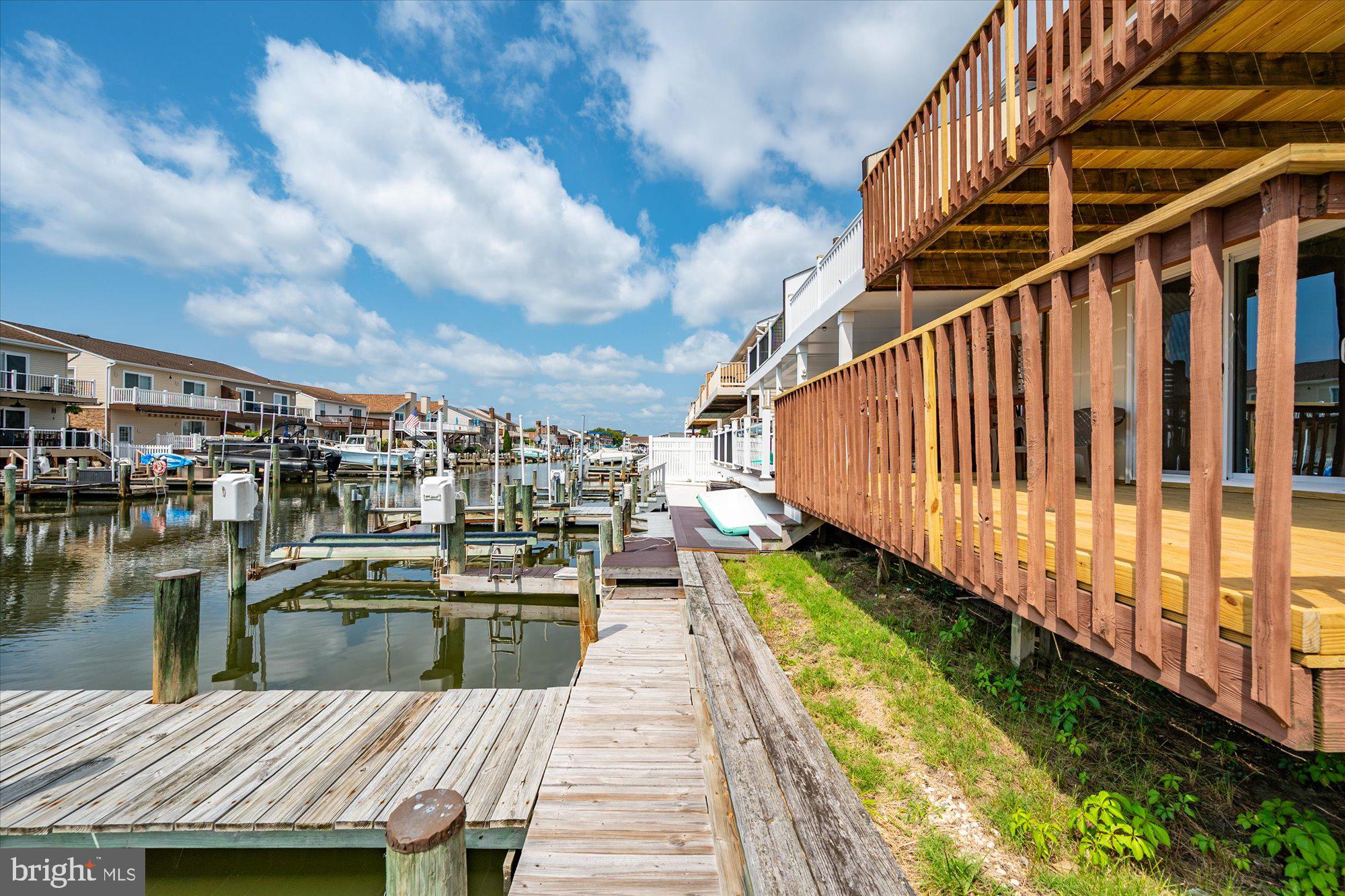 139 NEWPORT BAY DRIVE A 206A