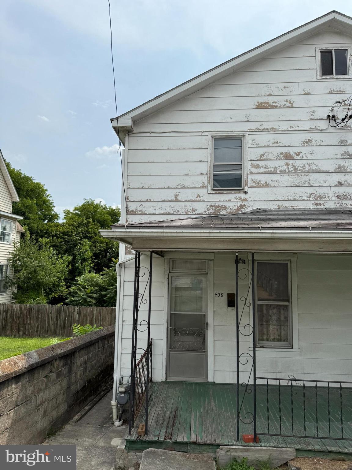 408 HAMMOND STREET