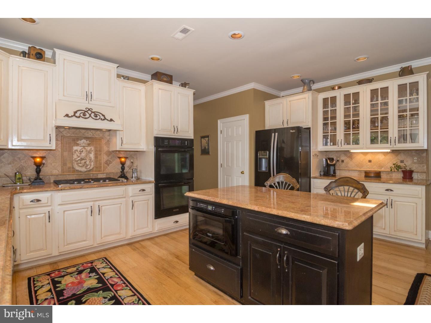 RIDGEVIEW FARMS - Residential