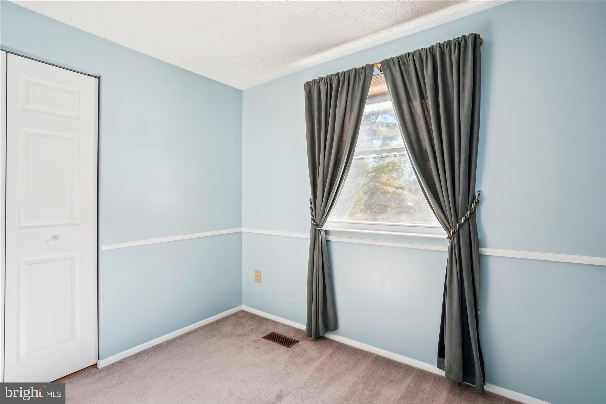 BURLEIGH MANOR - Residential