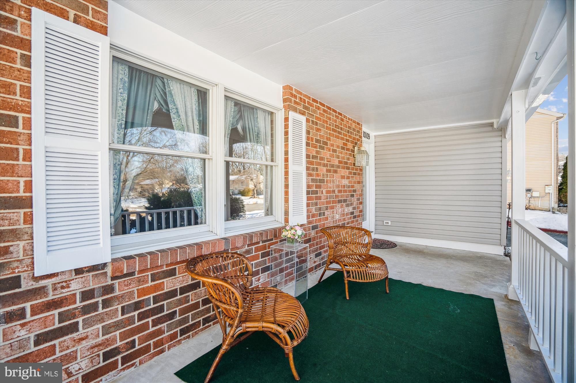 BURLEIGH MANOR - Residential