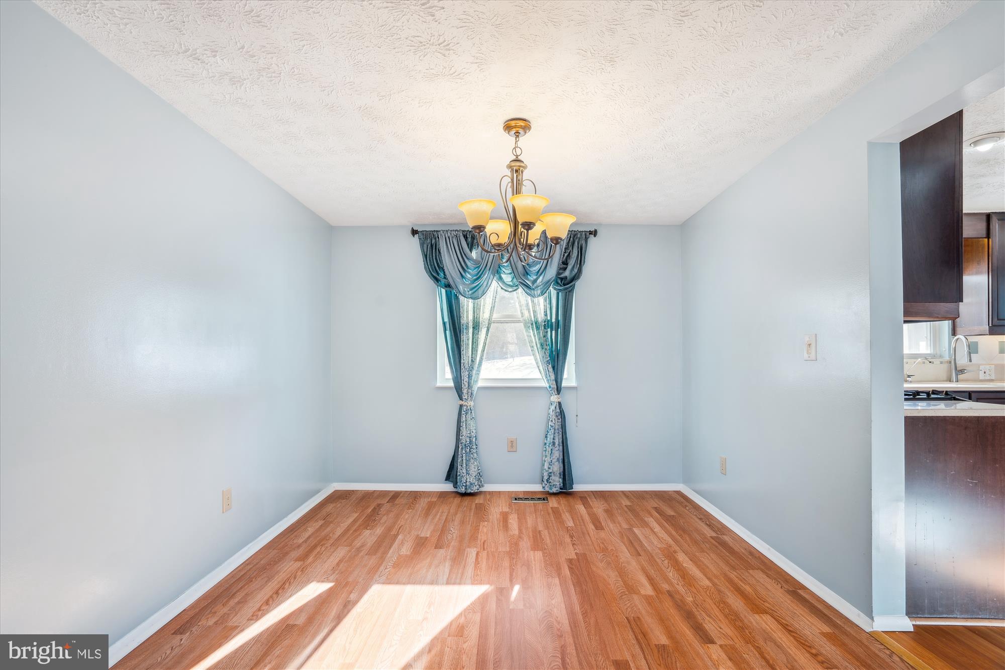 BURLEIGH MANOR - Residential