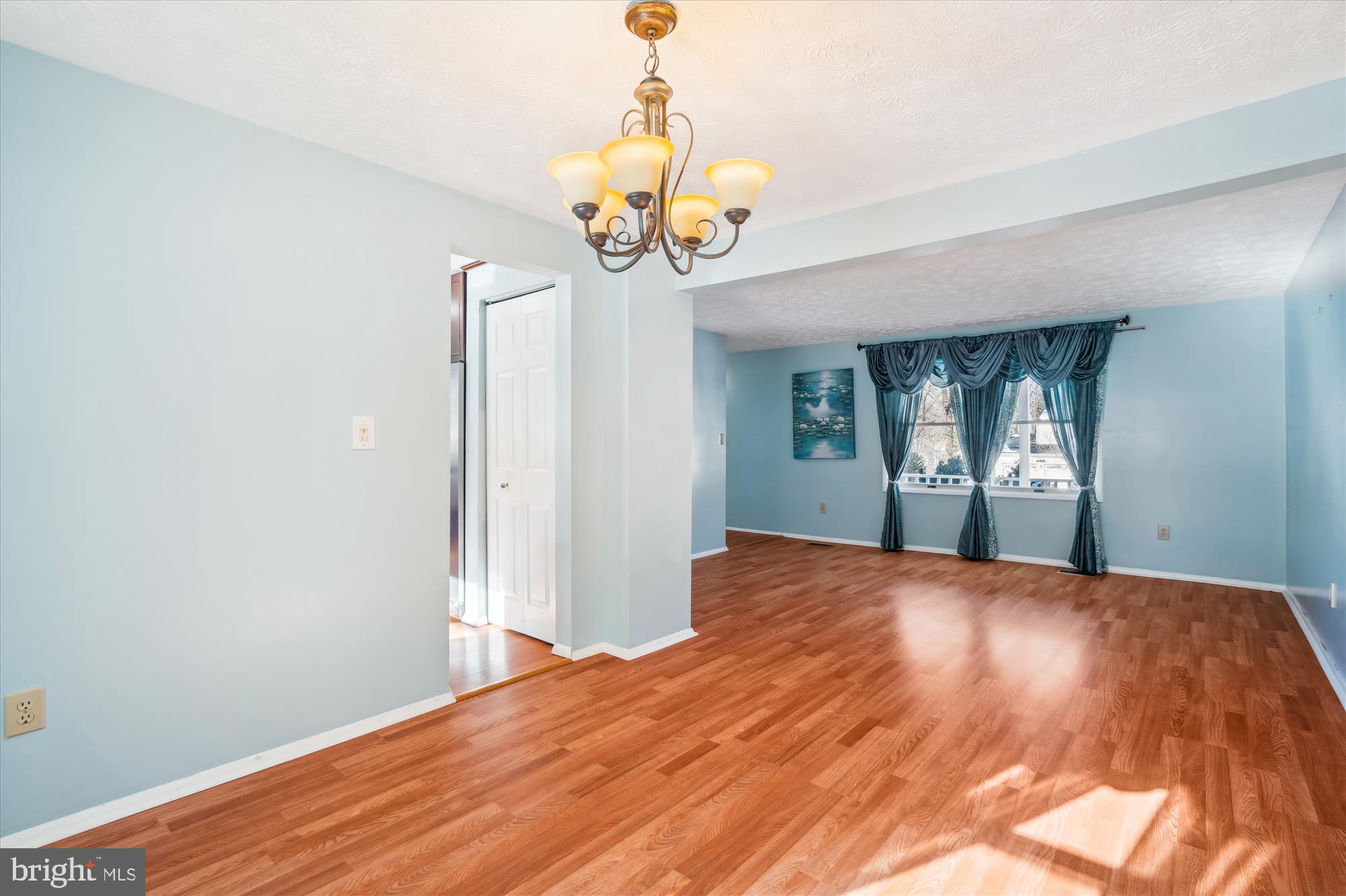 BURLEIGH MANOR - Residential