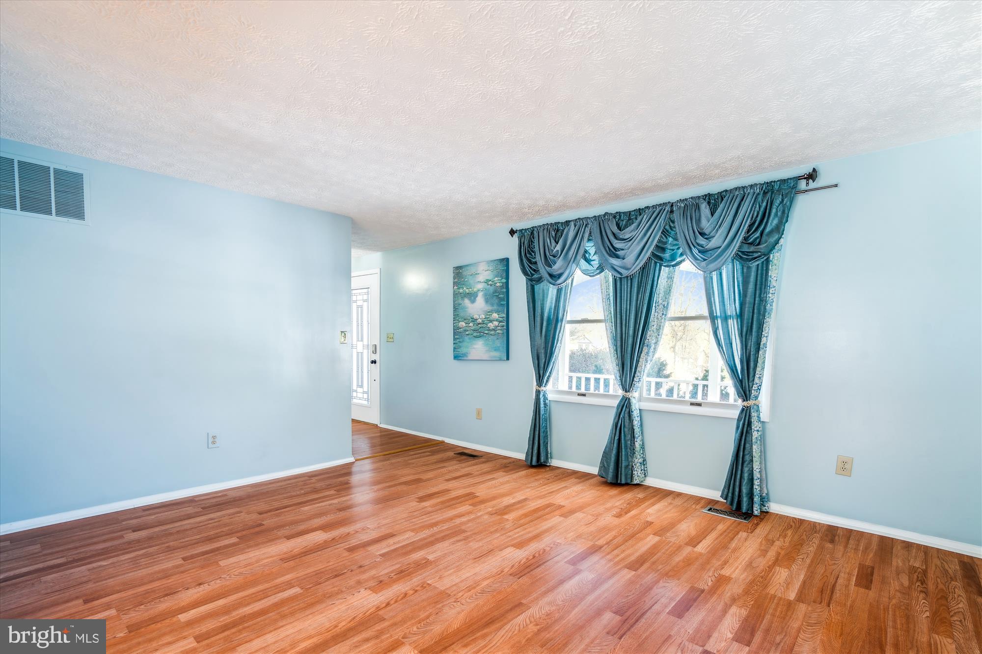 BURLEIGH MANOR - Residential