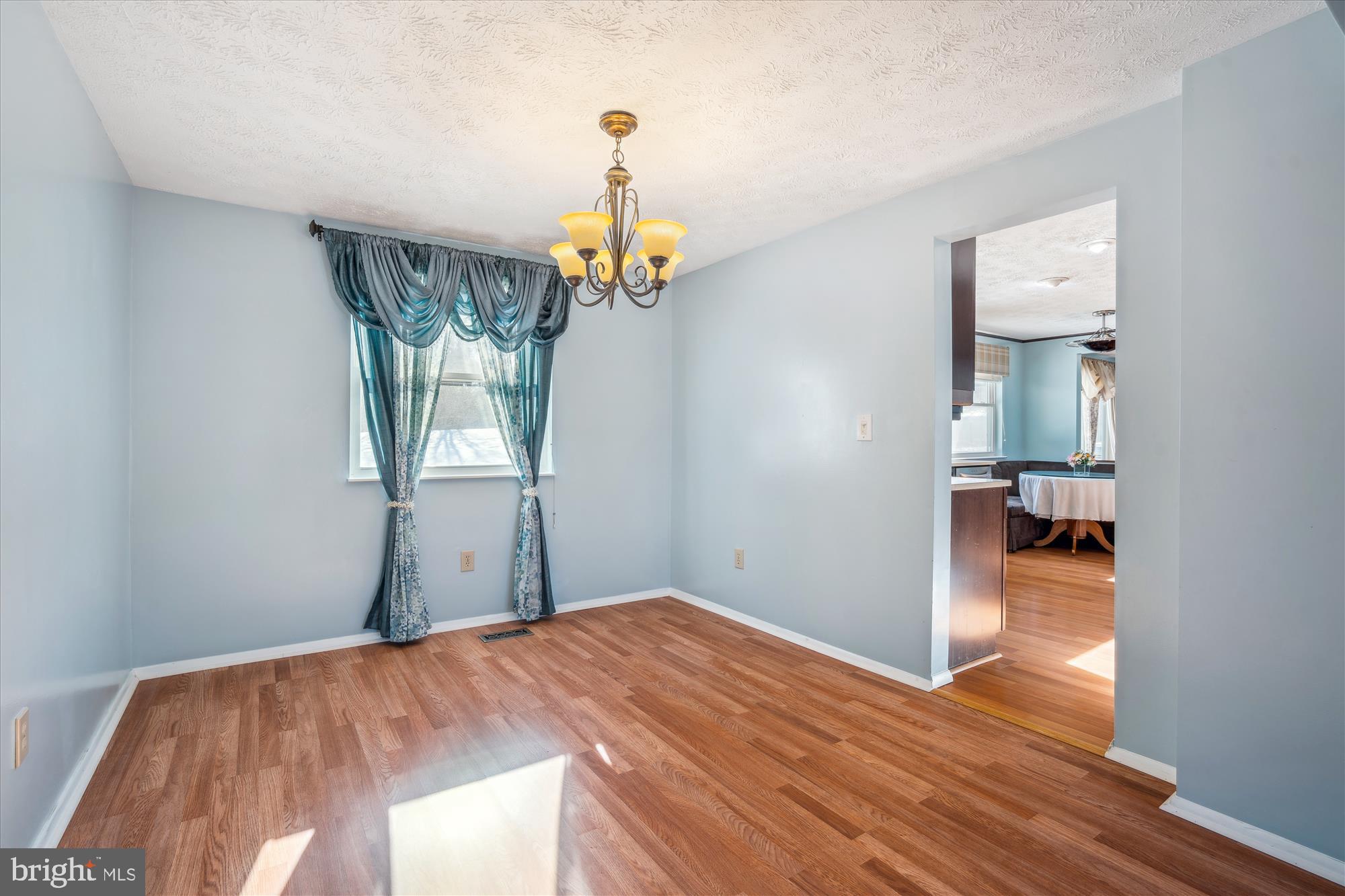 BURLEIGH MANOR - Residential