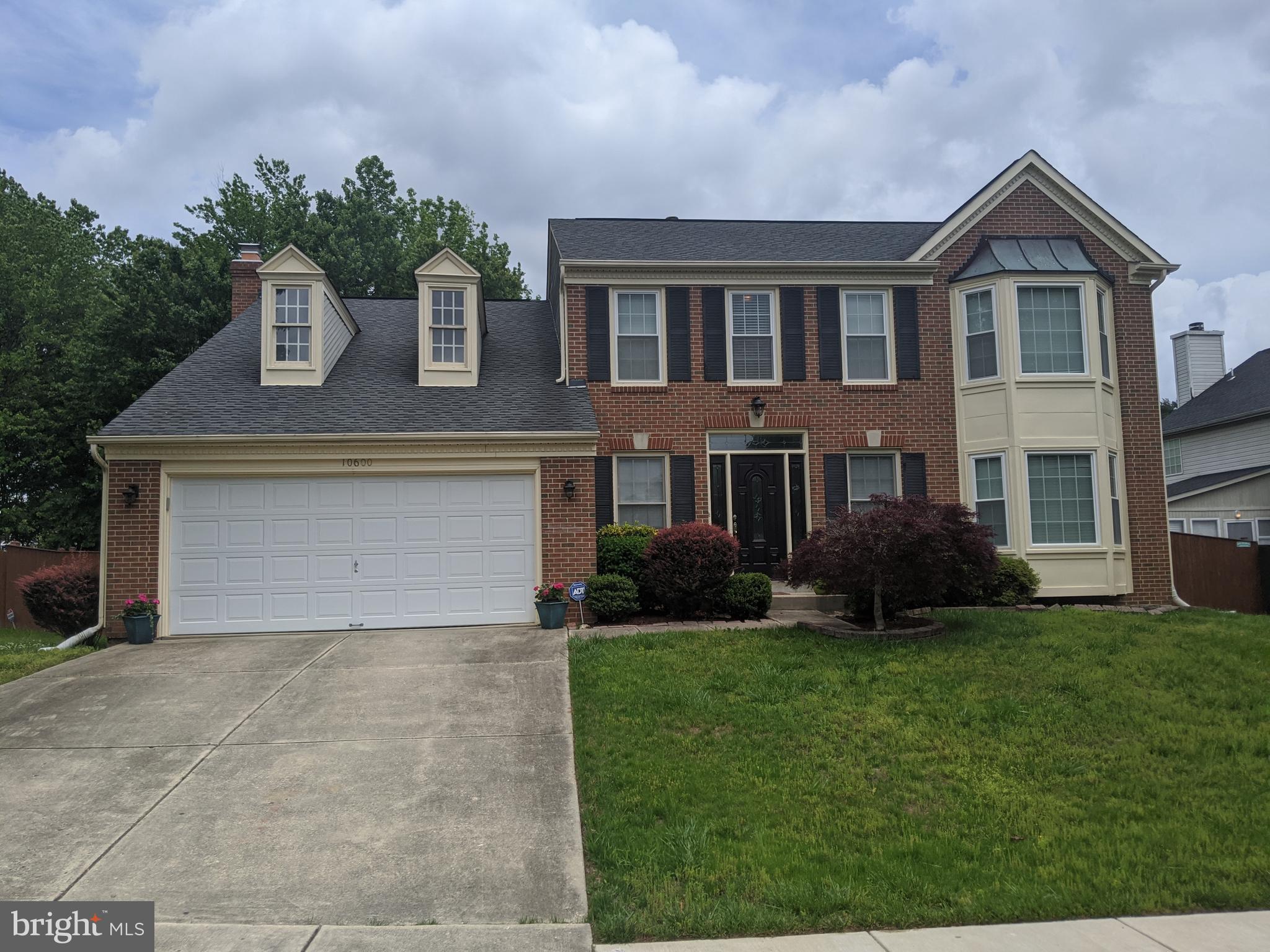 Stunning 5 bed 3.5 full bath colonial, formal dining room, formal living room, family room, eat-in kitchen, center island, ss appliances, Master bath with soaker tub and separate shower. Finished basement with full bath, bedroom, and private entrance. Enjoy large deck for your summer relaxing and BBQ. Community pool, tennis courts, and clubhouse.
