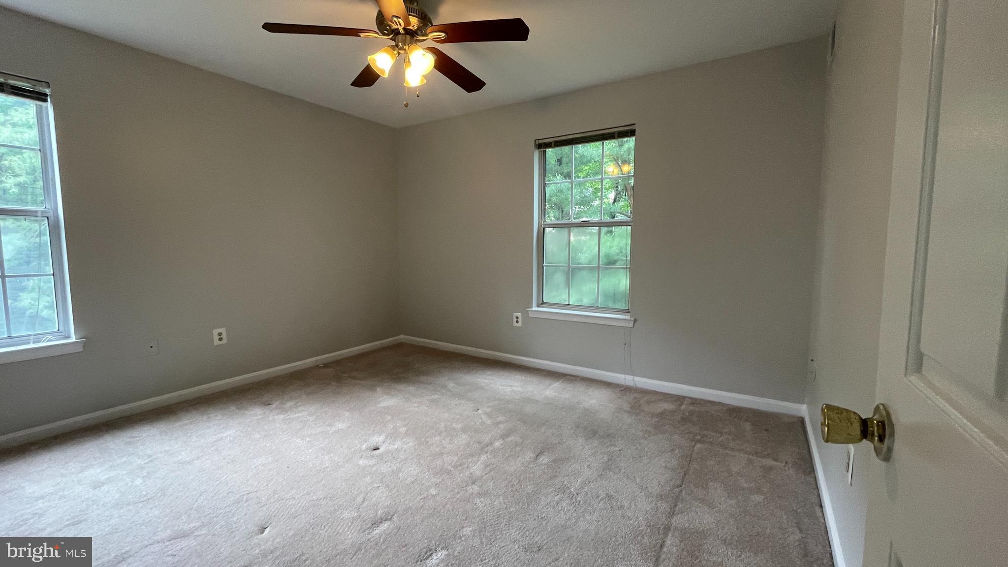 OLDE MILL - Residential Lease