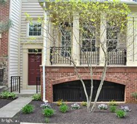 7207 PHELPS HILL COURT DERWOOD MD 20855