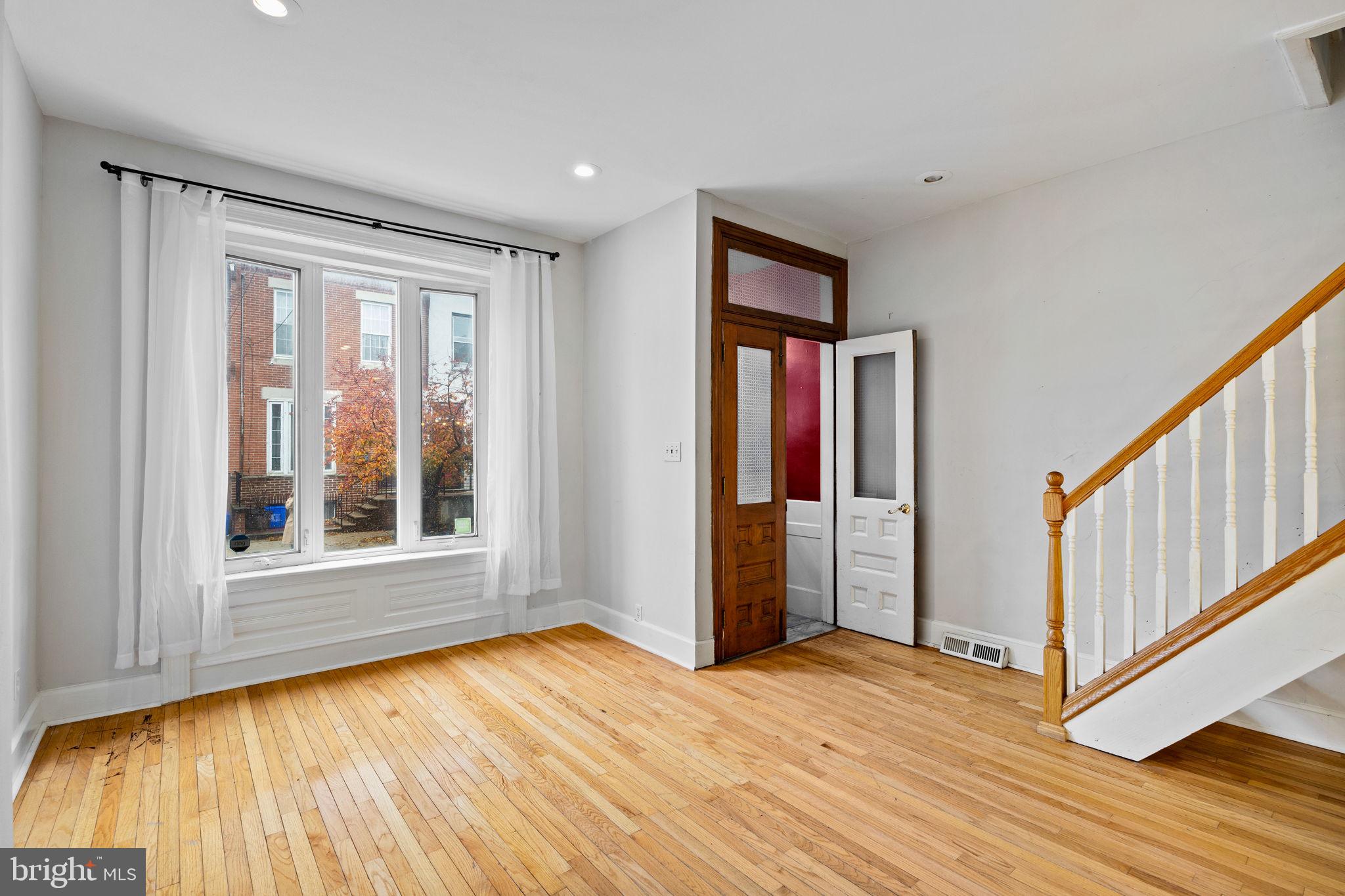 2438 CARPENTER STREET