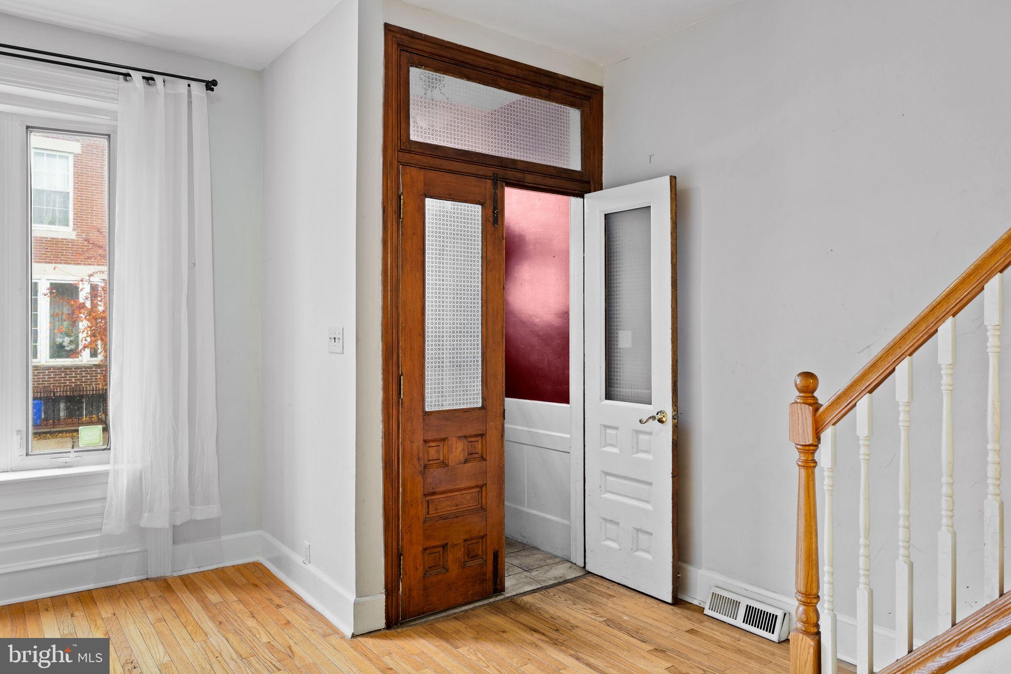 2438 CARPENTER STREET