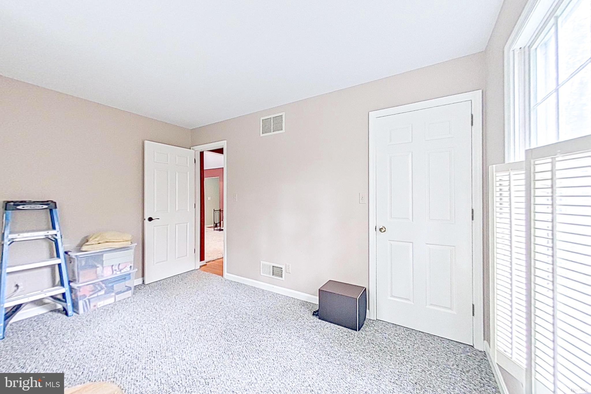 PRIESTFORD HILLS - Residential