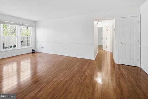 2832 CHABLIS CIRCLE WOODBRIDGE VA 22192