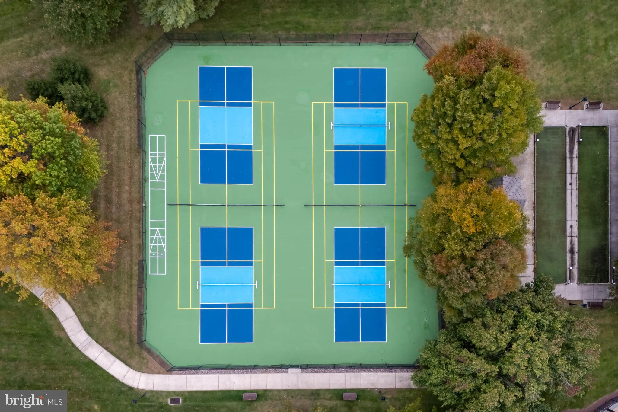 Macungie, Pennsylvania 18062, United States, 2 Bedrooms Bedrooms, ,2 BathroomsBathrooms,Residential,Pending,229297