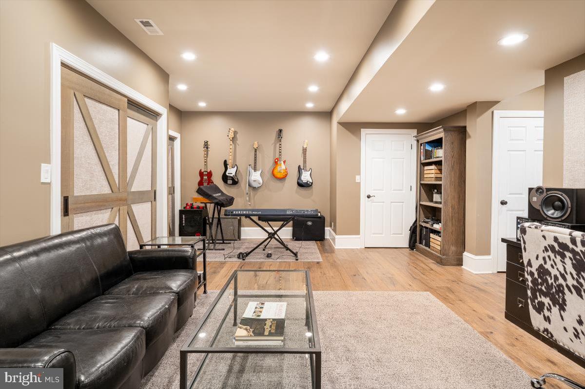 CHALLEDON - Residential