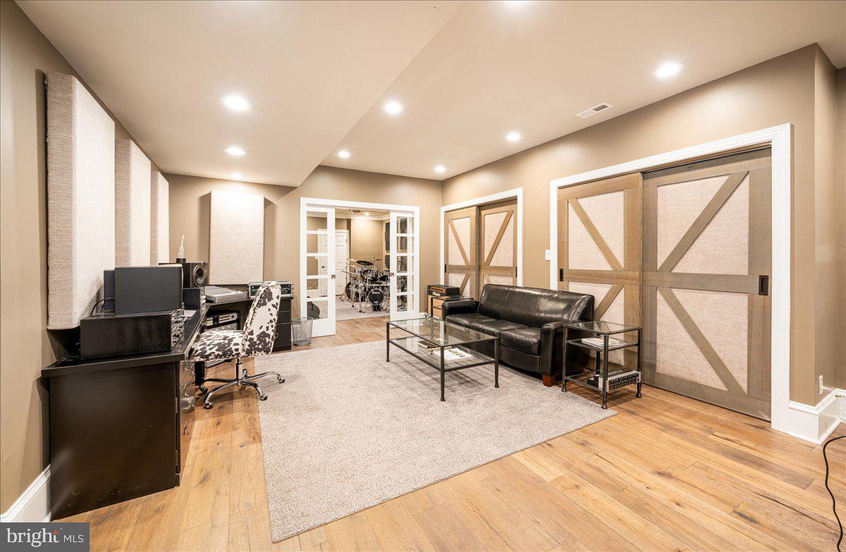 CHALLEDON - Residential