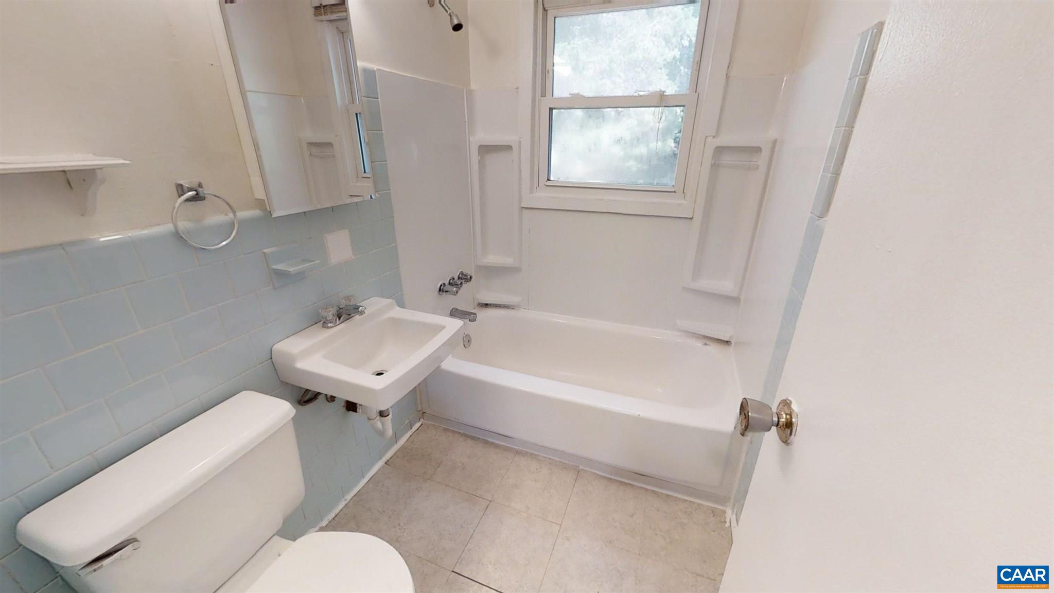 LOCUST GROVE - Residential Lease