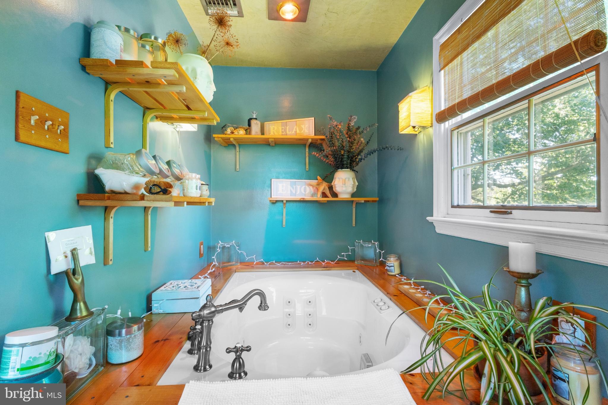 HARLEYSVILLE - Residential