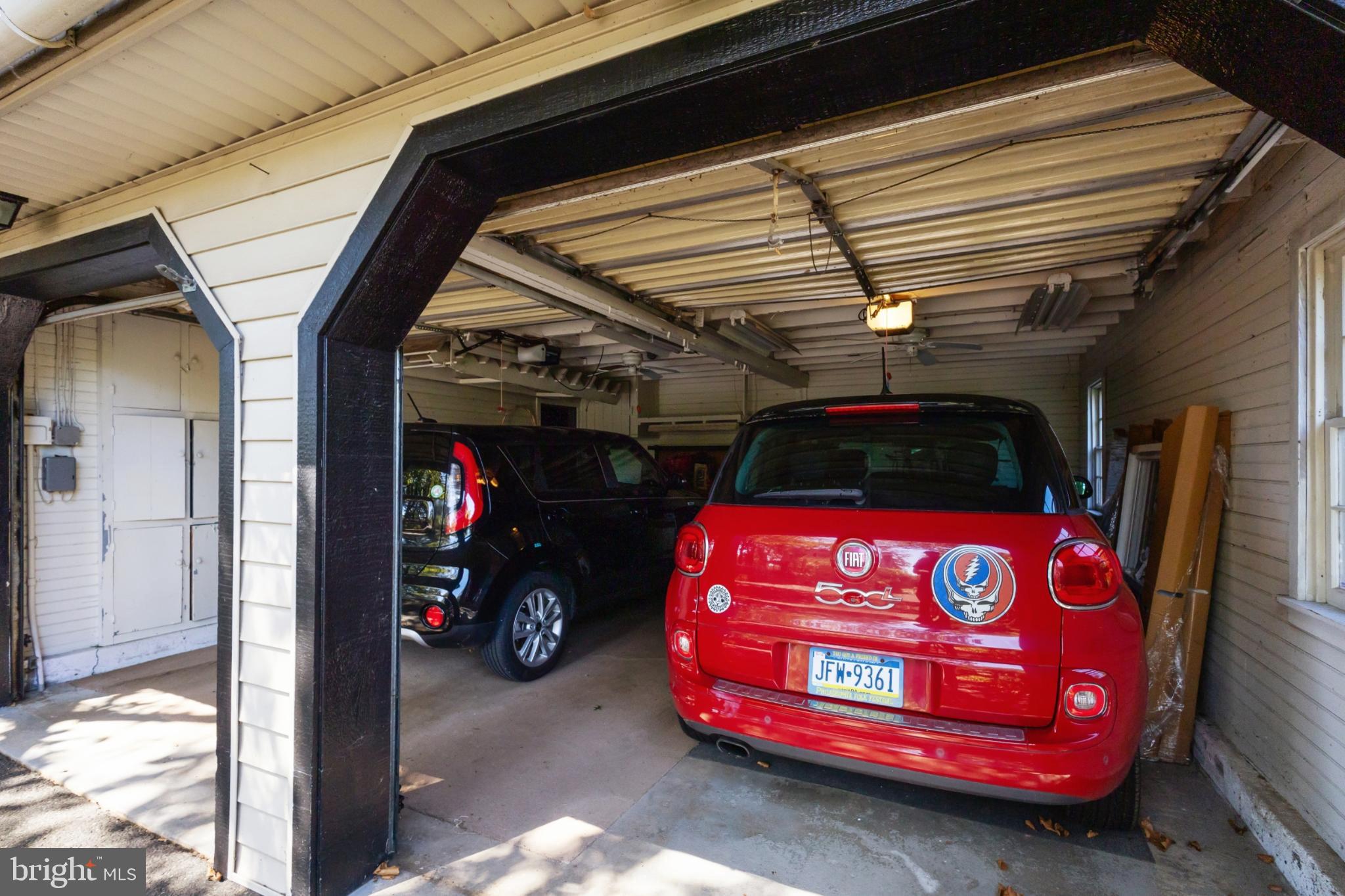 HARLEYSVILLE - Residential