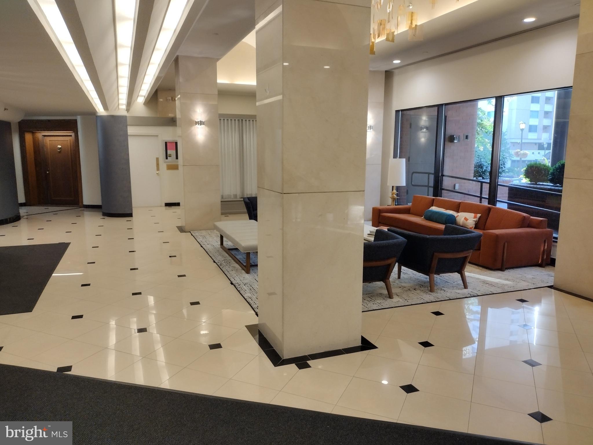 THE CARLETON OF CHEVY CHASE - Residential Lease