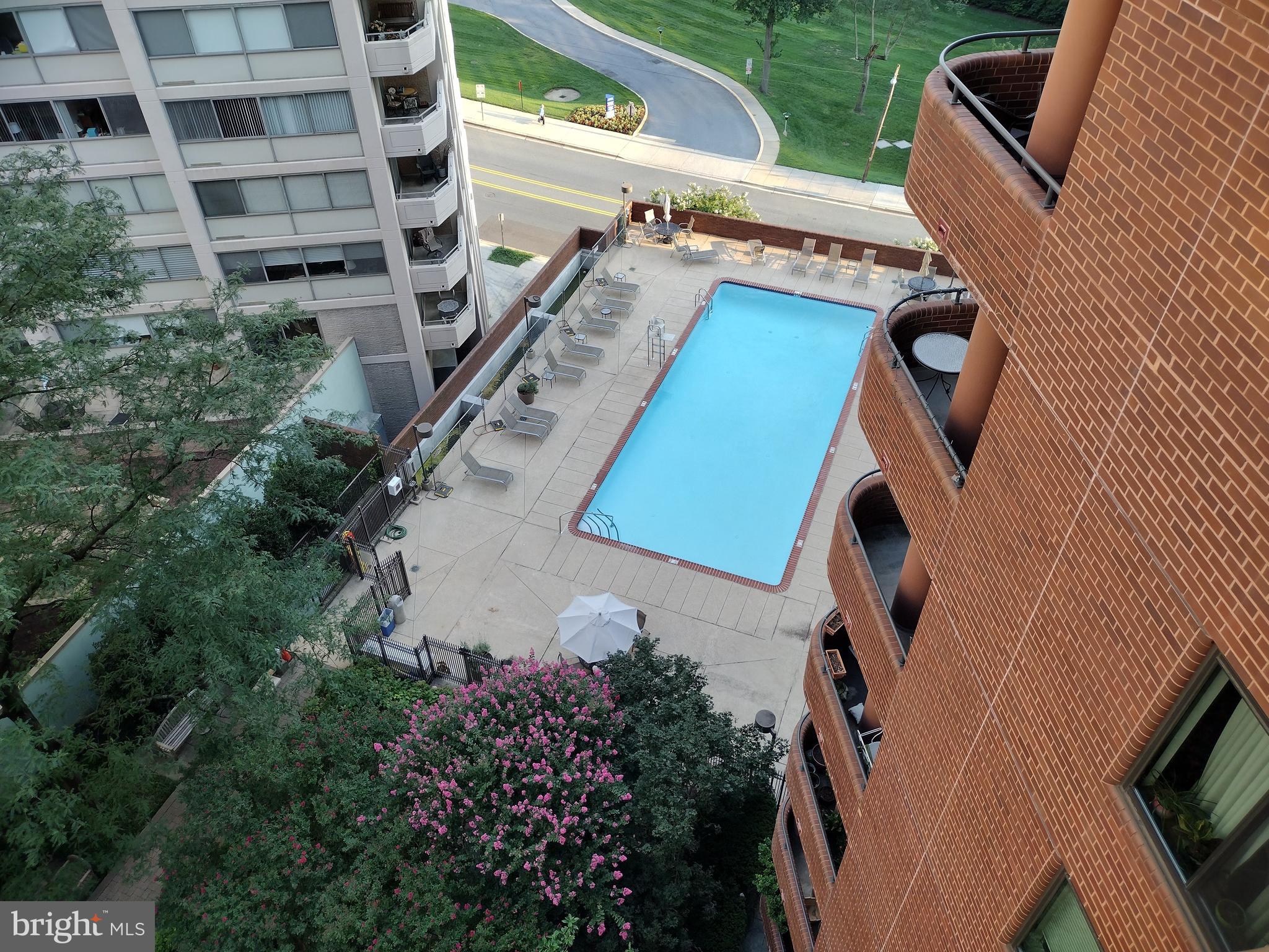 THE CARLETON OF CHEVY CHASE - Residential Lease