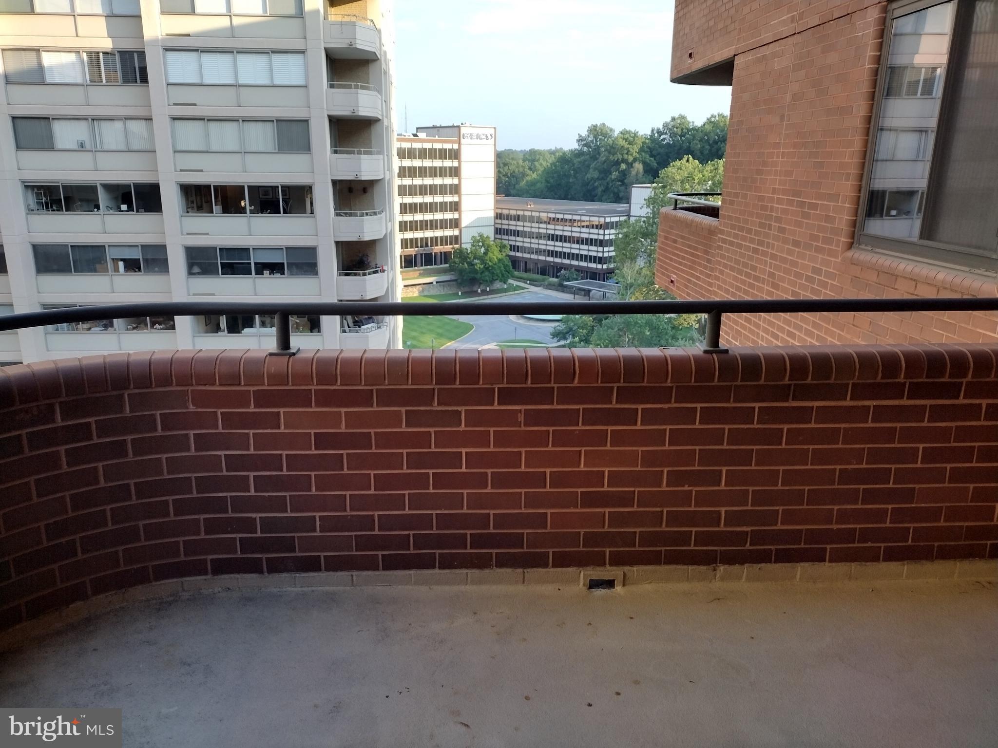 THE CARLETON OF CHEVY CHASE - Residential Lease