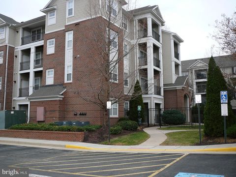 Property photo of 12958 Centre Park Circle 120, Herndon, VA 20171