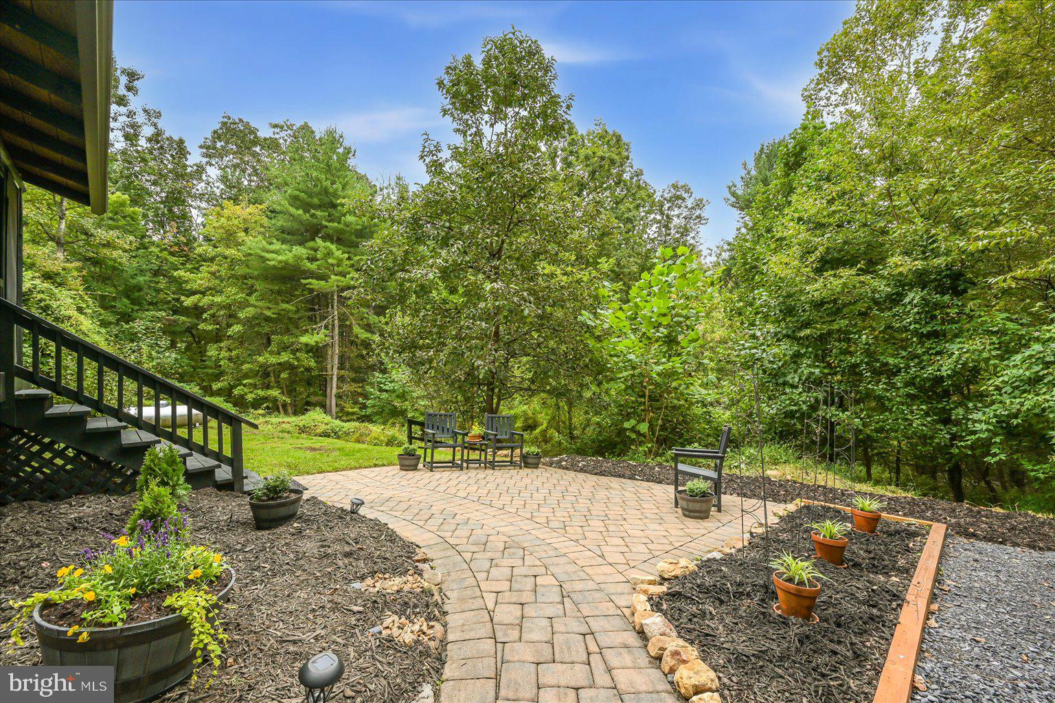628 KERNS MOUNTAIN LANE