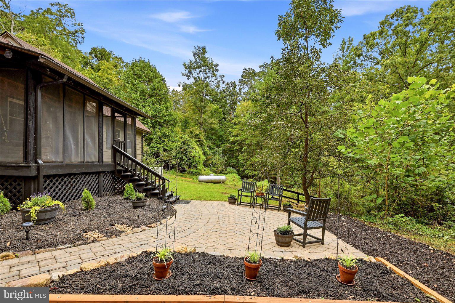 628 KERNS MOUNTAIN LANE