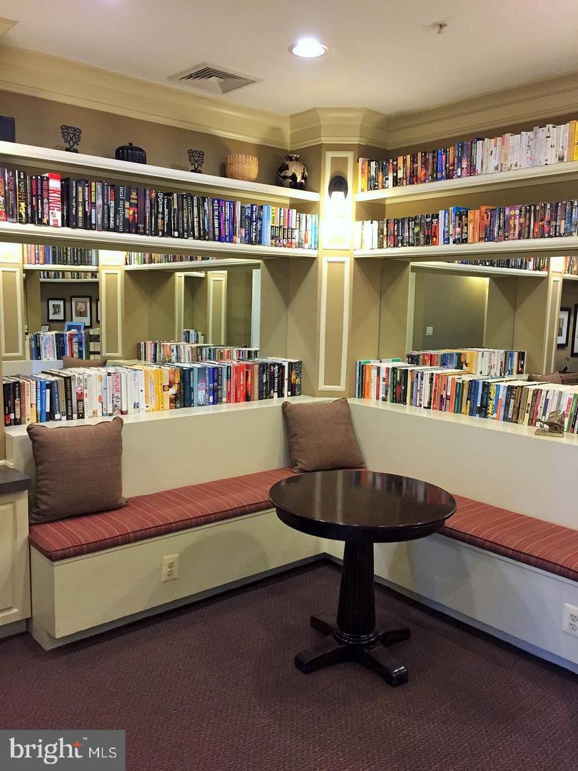 HIGH VIEW AT HUNT VALLEY - Residential Lease