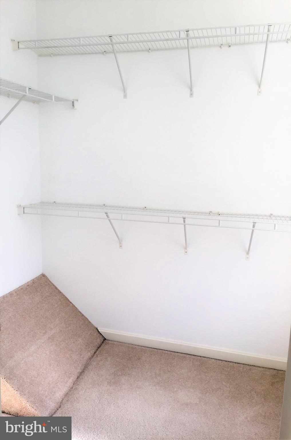 HIGH VIEW AT HUNT VALLEY - Residential Lease