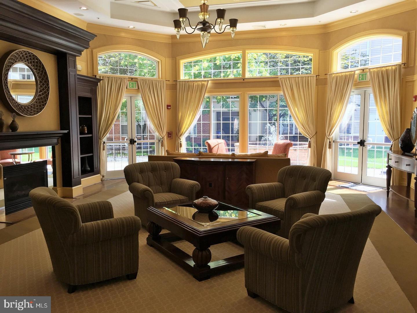 HIGH VIEW AT HUNT VALLEY - Residential Lease