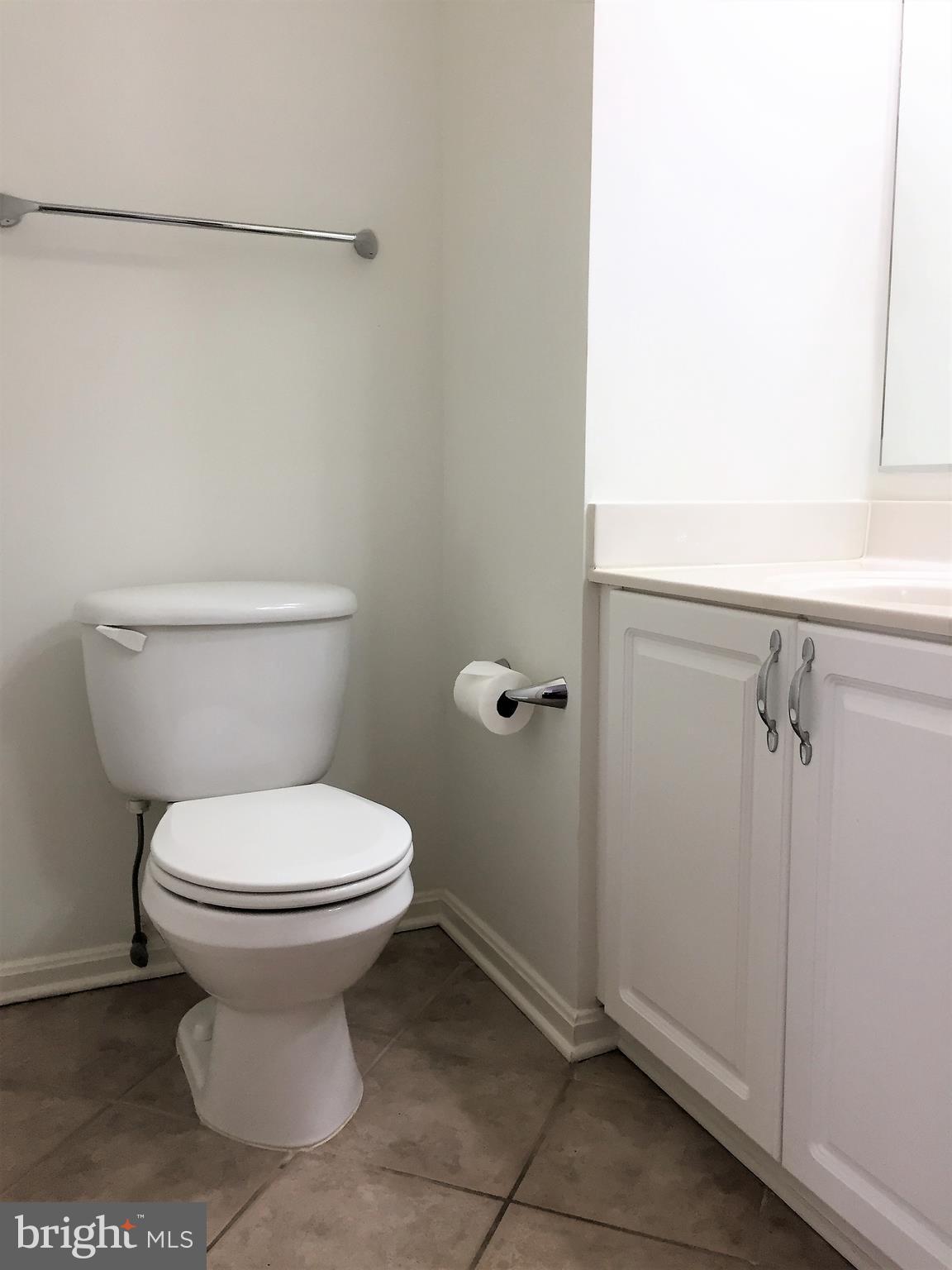 HIGH VIEW AT HUNT VALLEY - Residential Lease