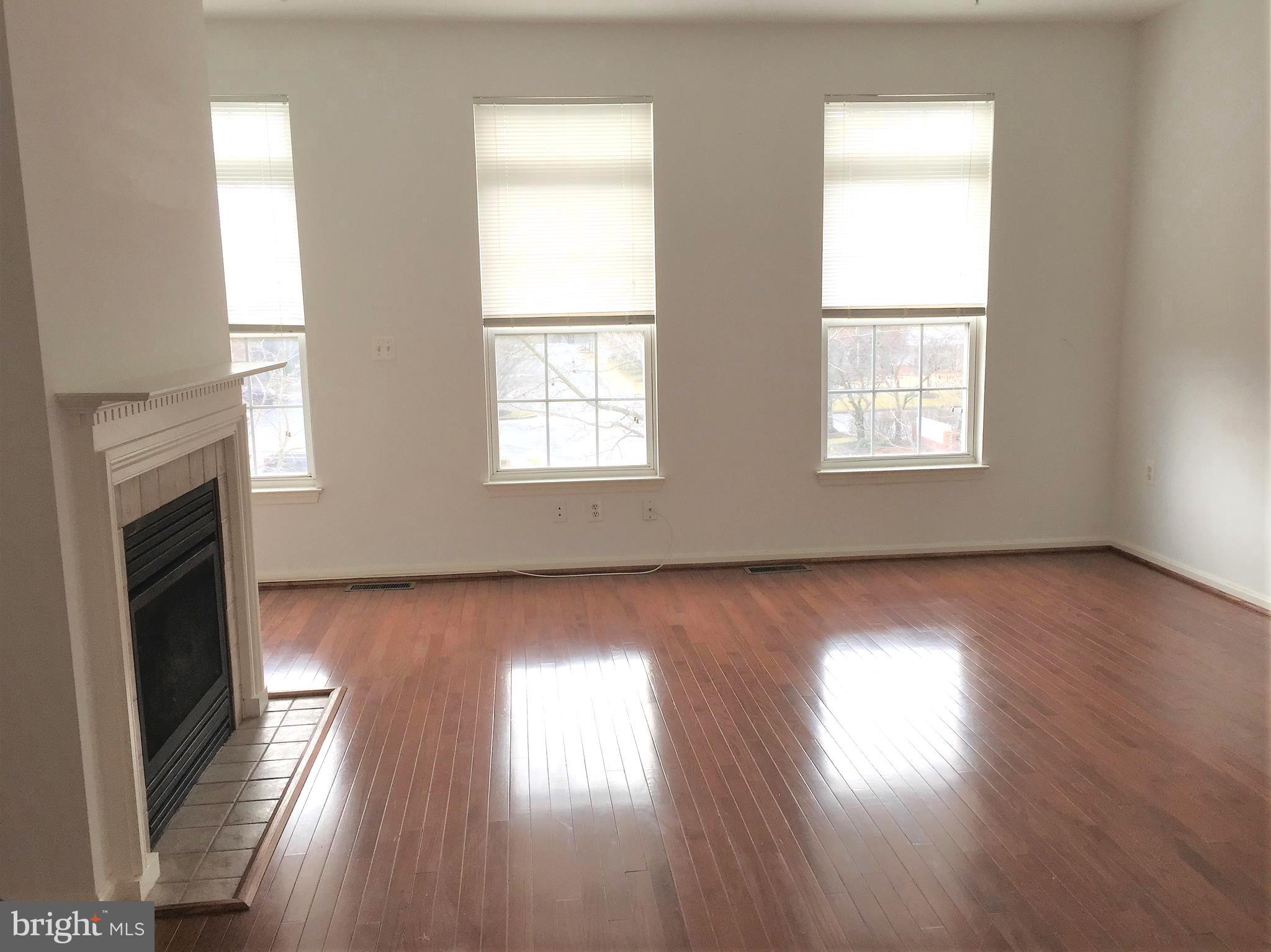 HIGH VIEW AT HUNT VALLEY - Residential Lease