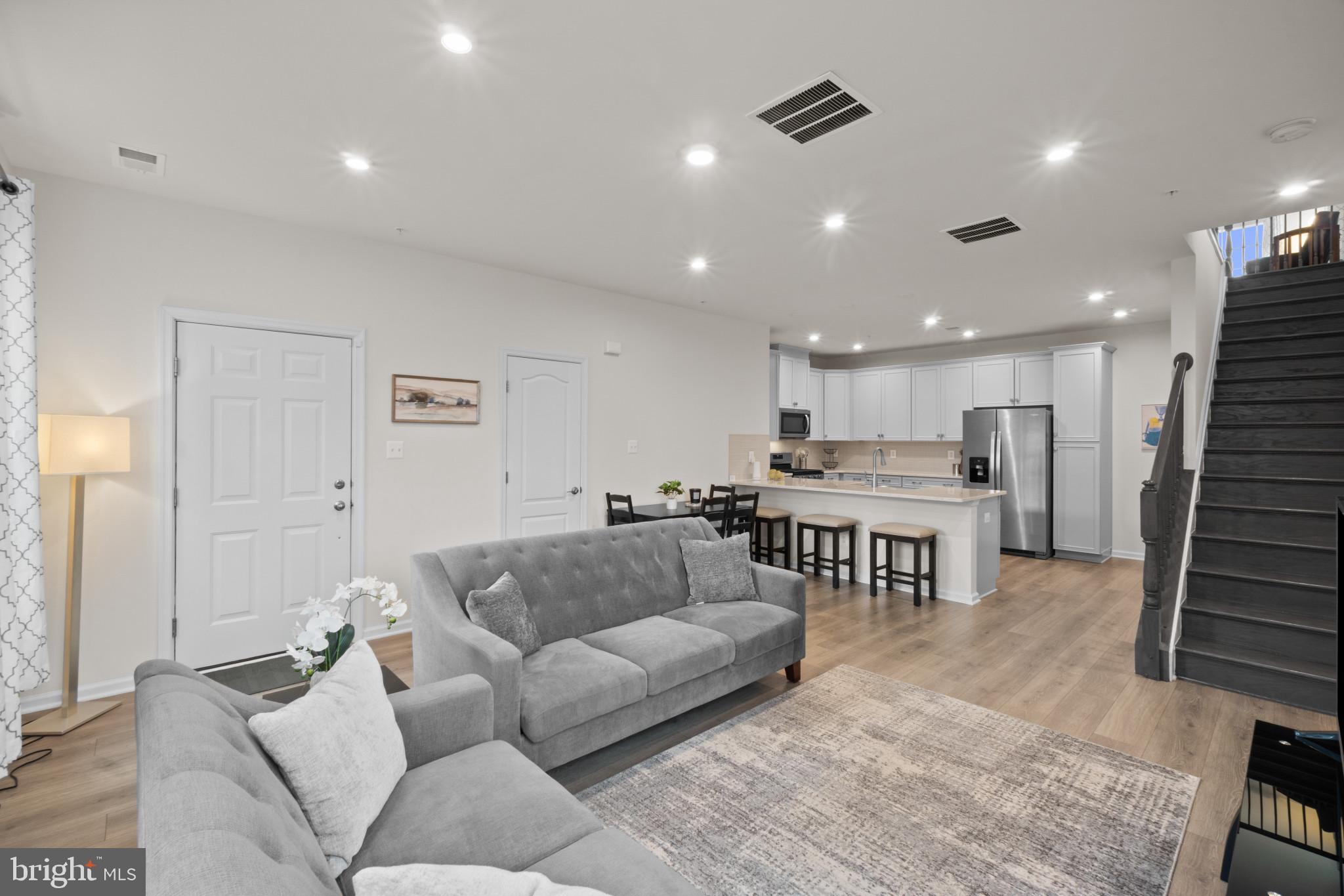 4539 REANEY LANE 507
